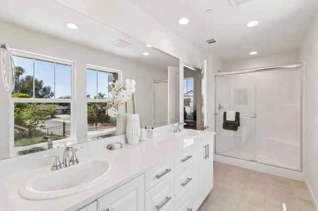 701 Kingbird Loop, Oceanside, CA 92058