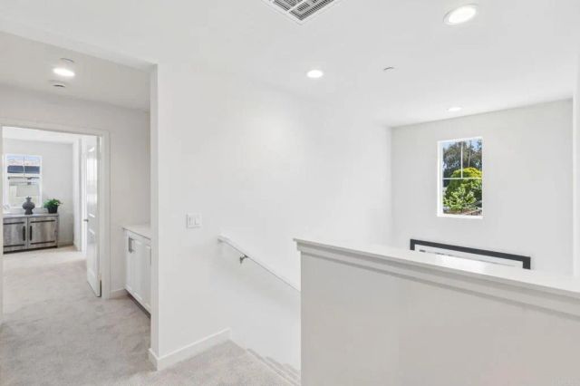 701 Kingbird Loop, Oceanside, CA 92058