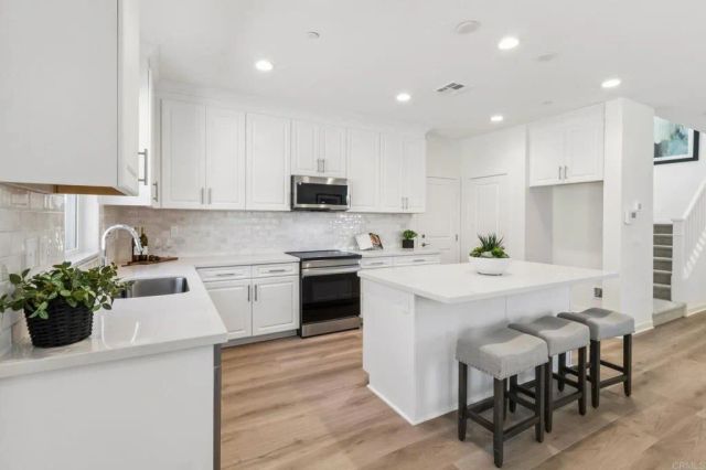701 Kingbird Loop, Oceanside, CA 92058