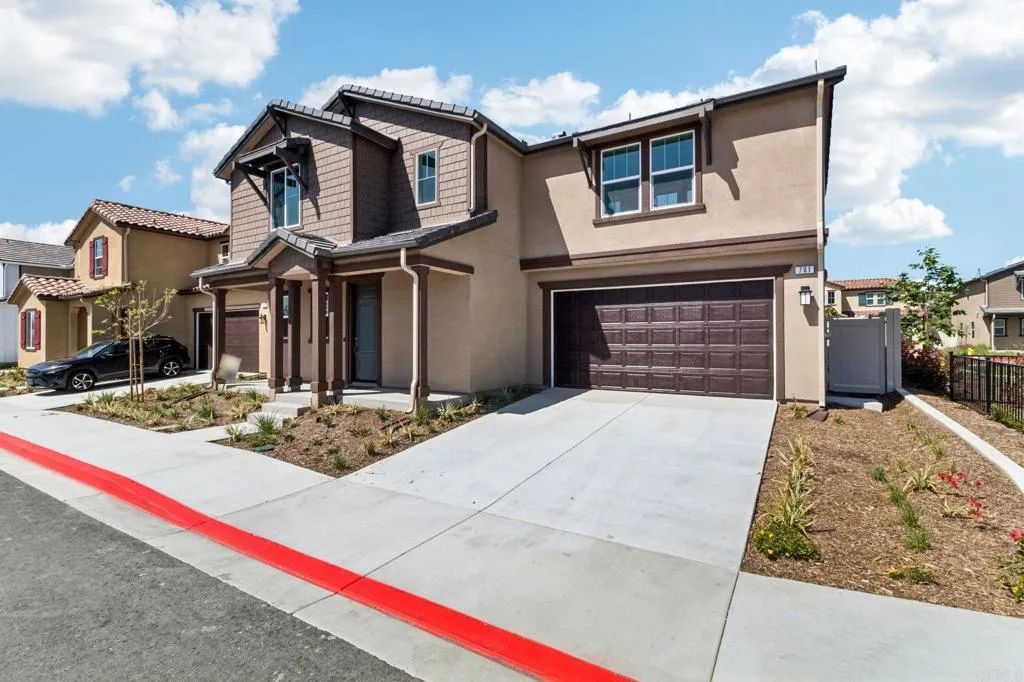 701 Kingbird Loop, Oceanside, CA 92058