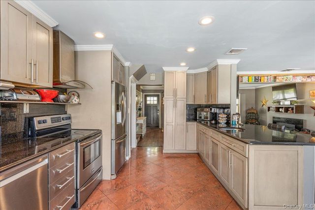 1733 Andrea Road, East Meadow, NY 11554