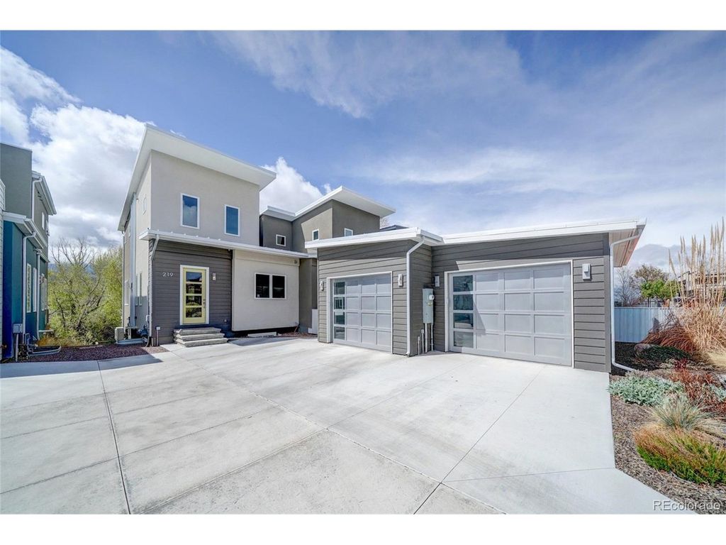 219 Two Rivers Rd, Salida, CO 81201