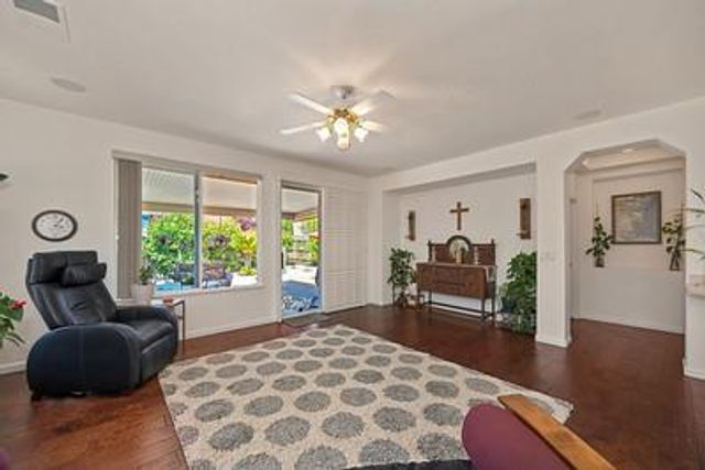 120 Pelican Bay, Sacramento, CA 95835