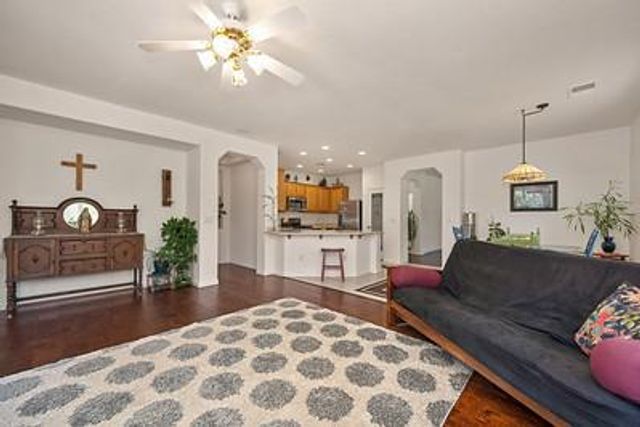 120 Pelican Bay, Sacramento, CA 95835