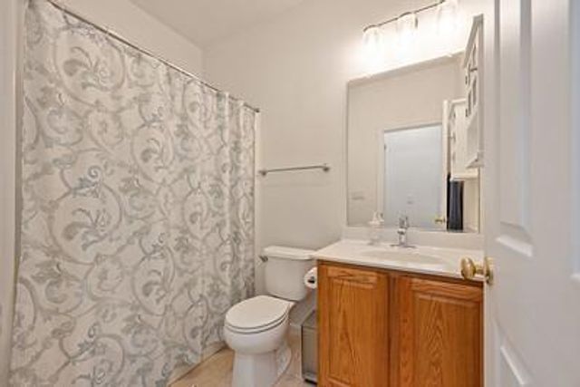 120 Pelican Bay, Sacramento, CA 95835