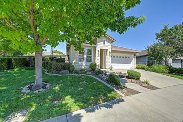 120 Pelican Bay, Sacramento, CA 95835