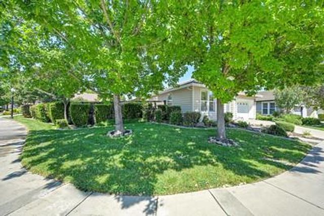 120 Pelican Bay, Sacramento, CA 95835