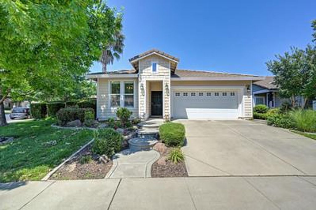 120 Pelican Bay, Sacramento, CA 95835