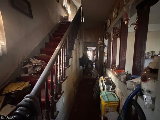 4 High St, Glen Gardner Boro, NJ 08826