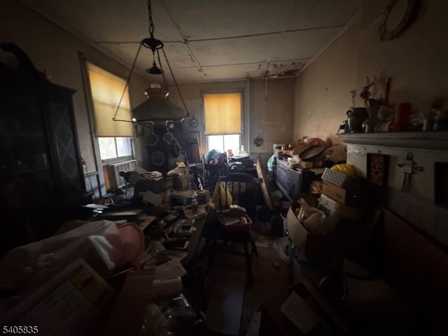 4 High St, Glen Gardner Boro, NJ 08826