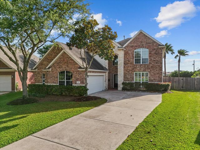 617 Forest Village, La Marque, TX 77568
