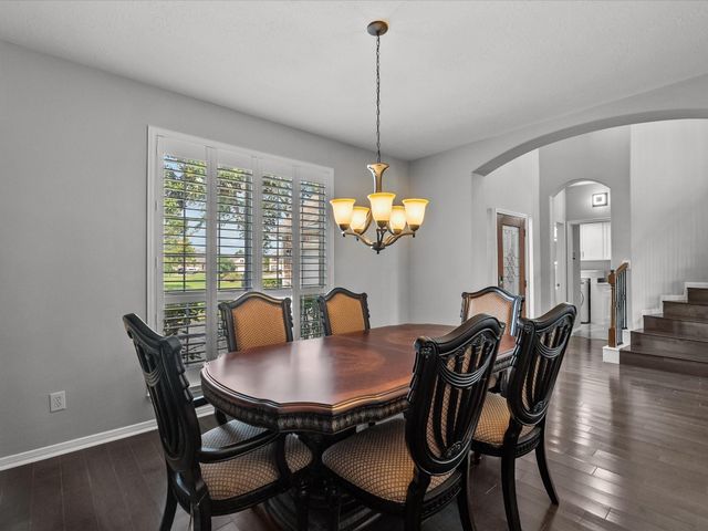 617 Forest Village, La Marque, TX 77568