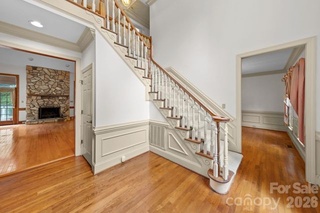 5215 Silchester Lane, Charlotte, NC 28215