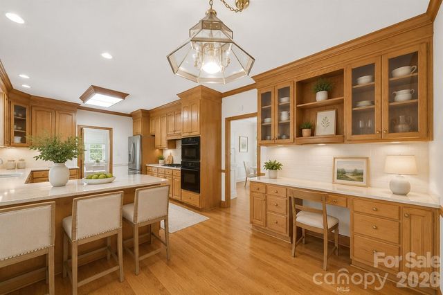 5215 Silchester Lane, Charlotte, NC 28215