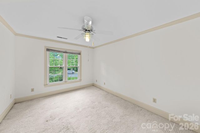 5215 Silchester Lane, Charlotte, NC 28215