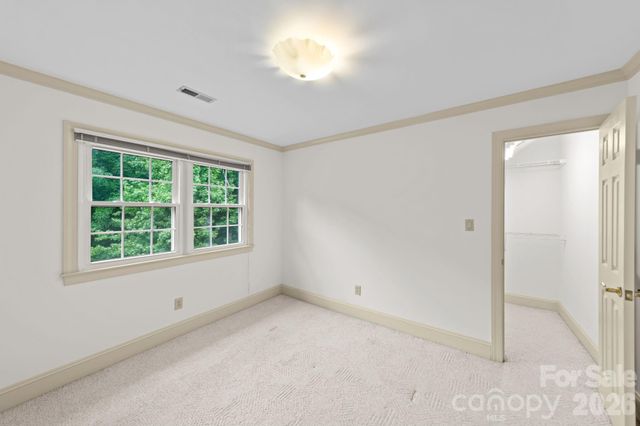 5215 Silchester Lane, Charlotte, NC 28215
