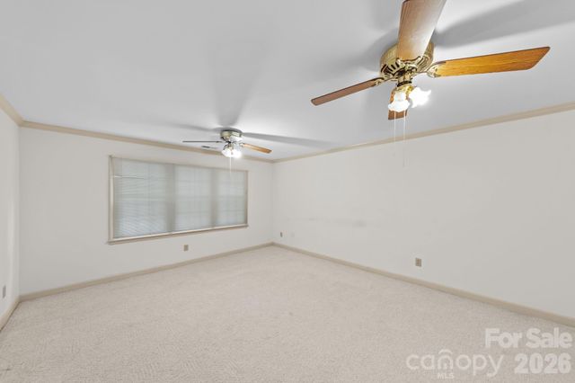5215 Silchester Lane, Charlotte, NC 28215
