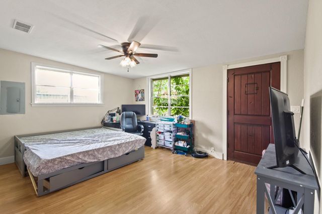 1801 Adams Street, Liberty, TX 77575