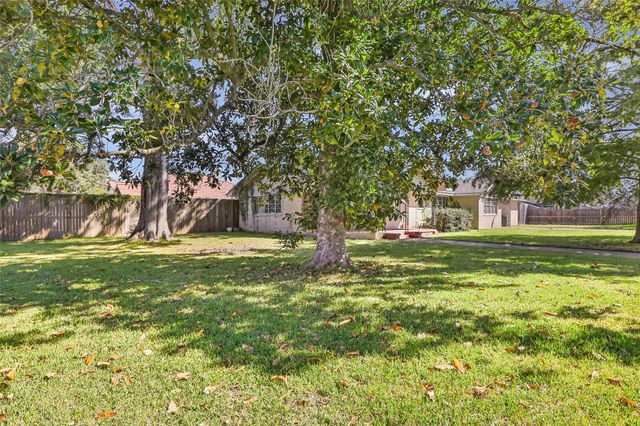 1801 Adams Street, Liberty, TX 77575