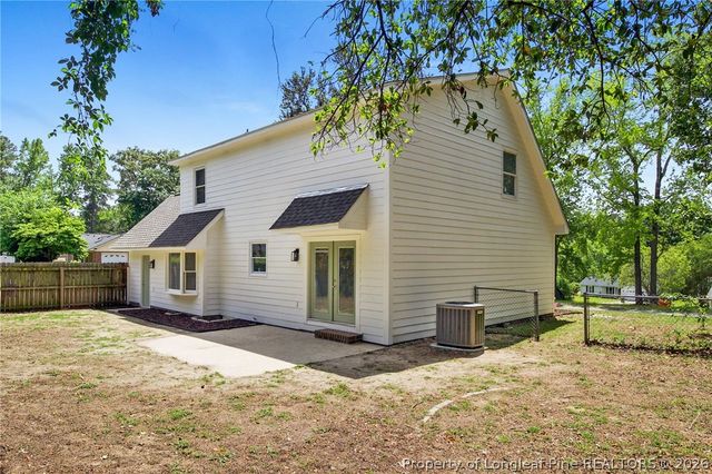 5850 Hibernia Drive, Fayetteville, NC 28314