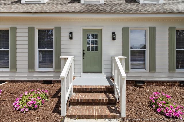 5850 Hibernia Drive, Fayetteville, NC 28314