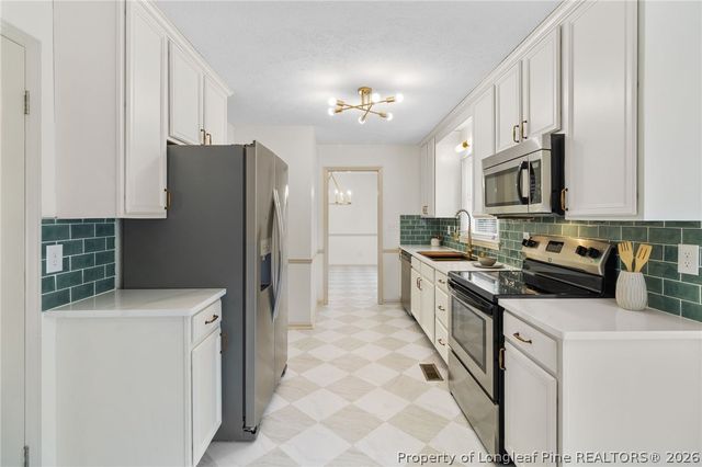 5850 Hibernia Drive, Fayetteville, NC 28314