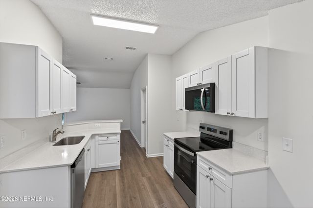 11550 W DEEP SPRINGS Drive, Jacksonville, FL 32219