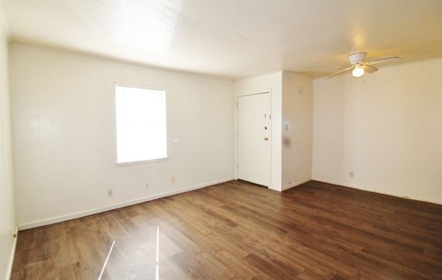 715 E 3rd Street 2, Weatherford, TX 76086