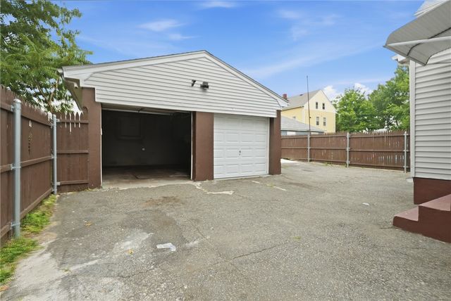 137 Reservoir Avenue, Providence, RI 02907