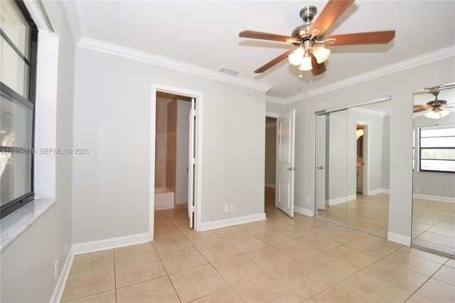 1401 NE 53rd St 202, Fort Lauderdale, FL 33334