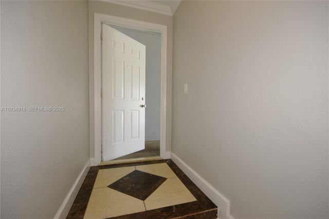 1401 NE 53rd St 202, Fort Lauderdale, FL 33334