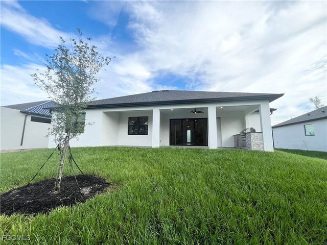 3602 SW 3rd ST, Cape Coral, FL 33991