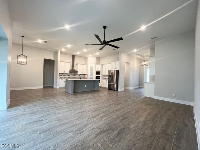 3602 SW 3rd ST, Cape Coral, FL 33991