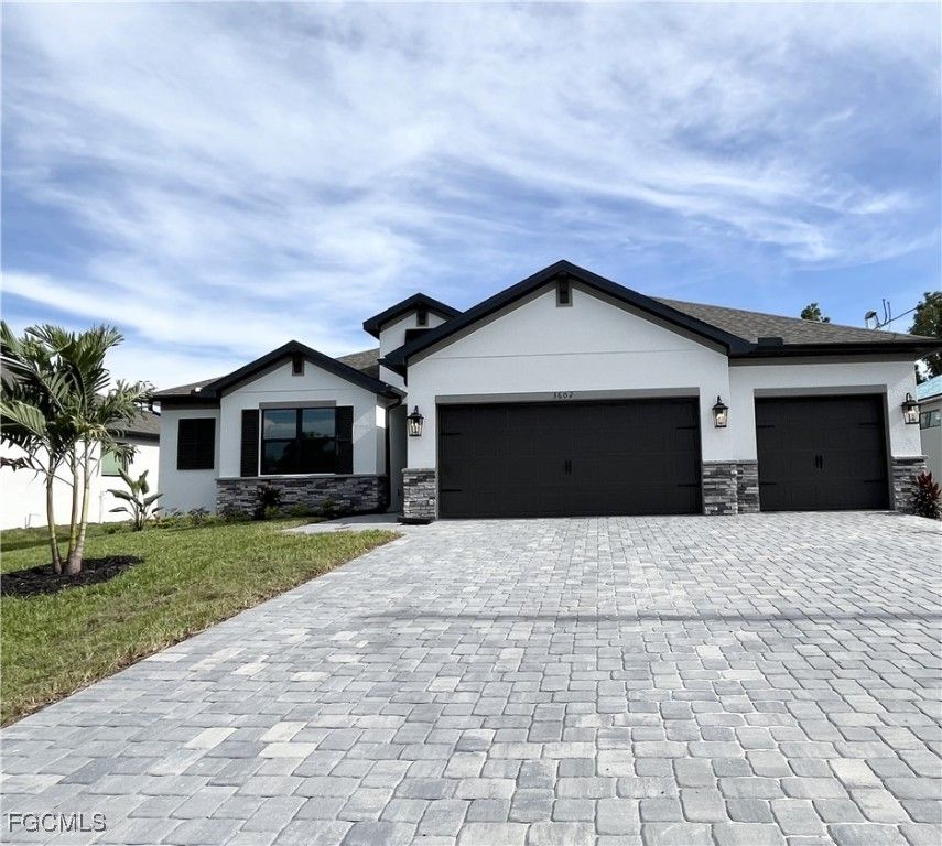 3602 SW 3rd ST, Cape Coral, FL 33991