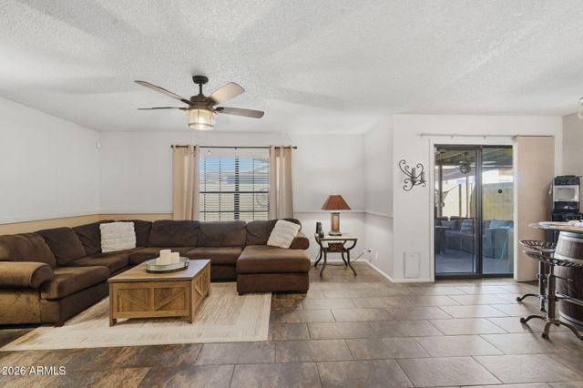 410 E BEHREND Drive, Phoenix, AZ 85024