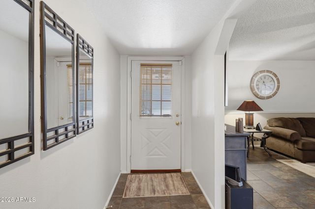 410 E BEHREND Drive, Phoenix, AZ 85024