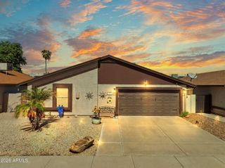 410 E BEHREND Drive, Phoenix, AZ 85024