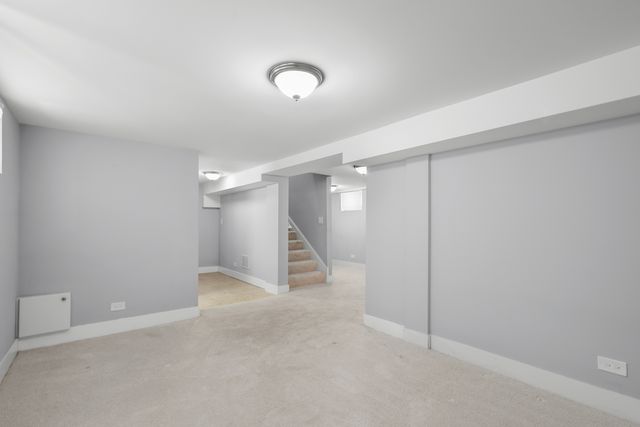 7351 W Barry Avenue, Chicago, IL 60707