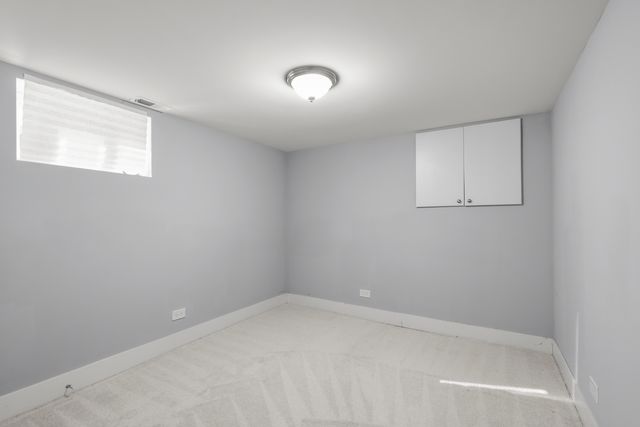 7351 W Barry Avenue, Chicago, IL 60707