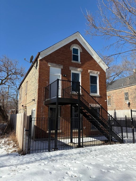 1642 S KARLOV Avenue, Chicago, IL 60623