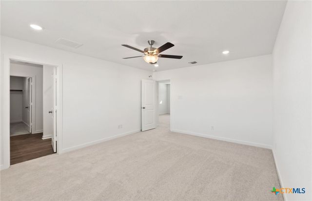 412 Paradise Canyon Drive, Jarrell, TX 76537