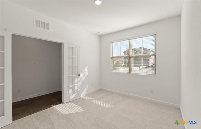 412 Paradise Canyon Drive, Jarrell, TX 76537