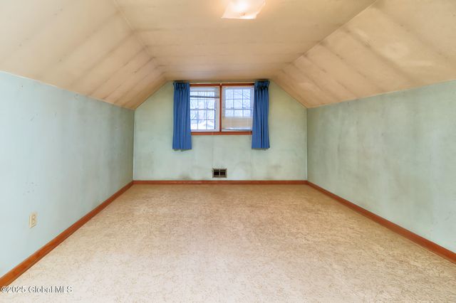 2757 Maida Lane, Rotterdam, NY 12306