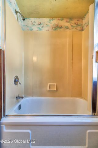 2757 Maida Lane, Rotterdam, NY 12306