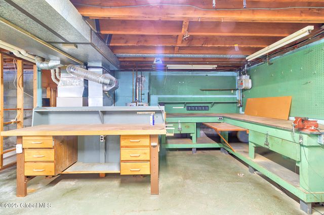 2757 Maida Lane, Rotterdam, NY 12306