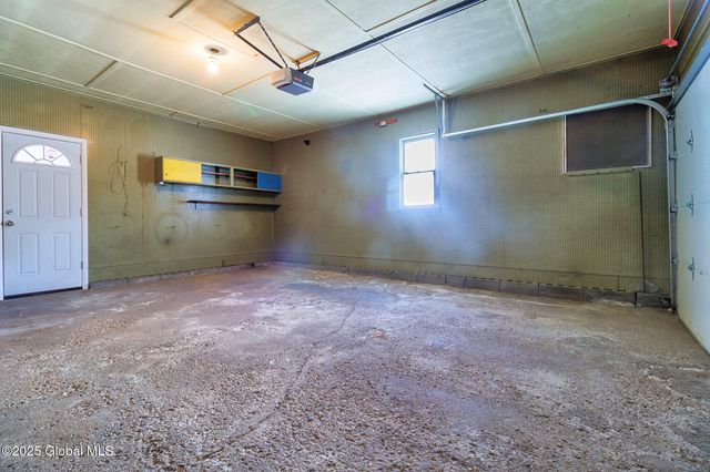 2757 Maida Lane, Rotterdam, NY 12306