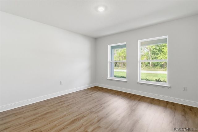 9661 N Emellia Avenue, Dunnellon, FL 34433