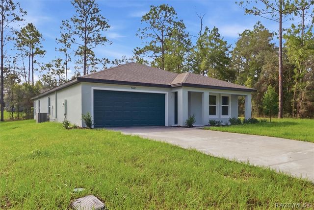 9661 N Emellia Avenue, Dunnellon, FL 34433