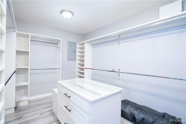 334 E Ciro Caceres Avenue, Elsa, TX 78543