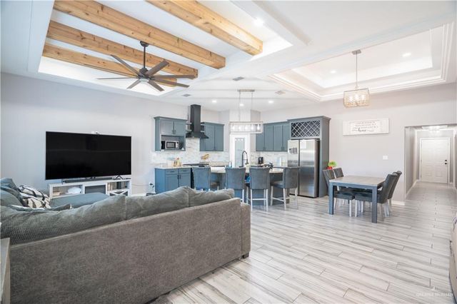 334 E Ciro Caceres Avenue, Elsa, TX 78543